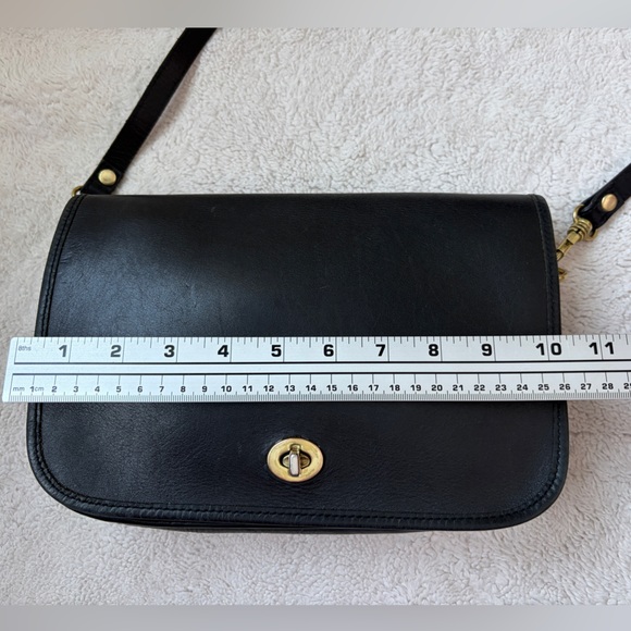 Vintage Hunt Club Black Leather Crossbody Bag - Picture 12 of 16